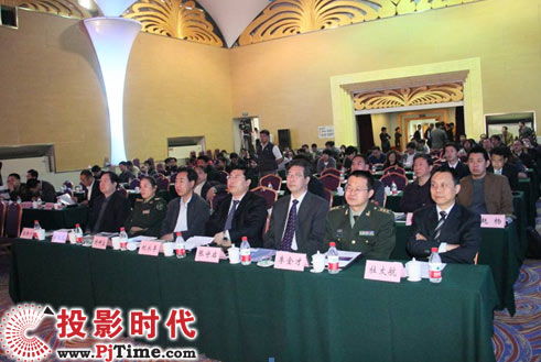 大屏幕拼接系統行業動態 融合顯示技術與展覽展示的新機遇